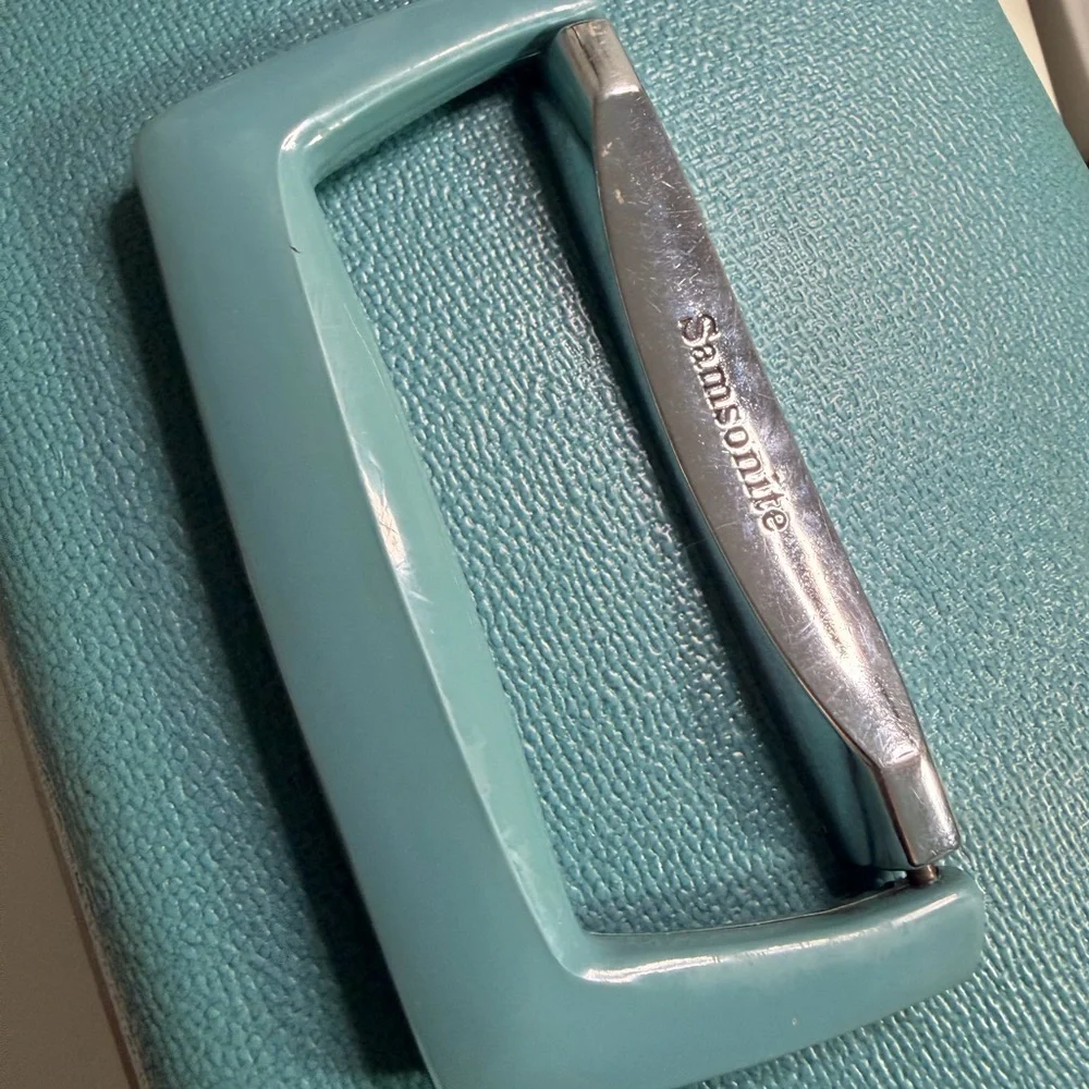 Vintage Silhouette Samsonite Teal Makeup Organizer